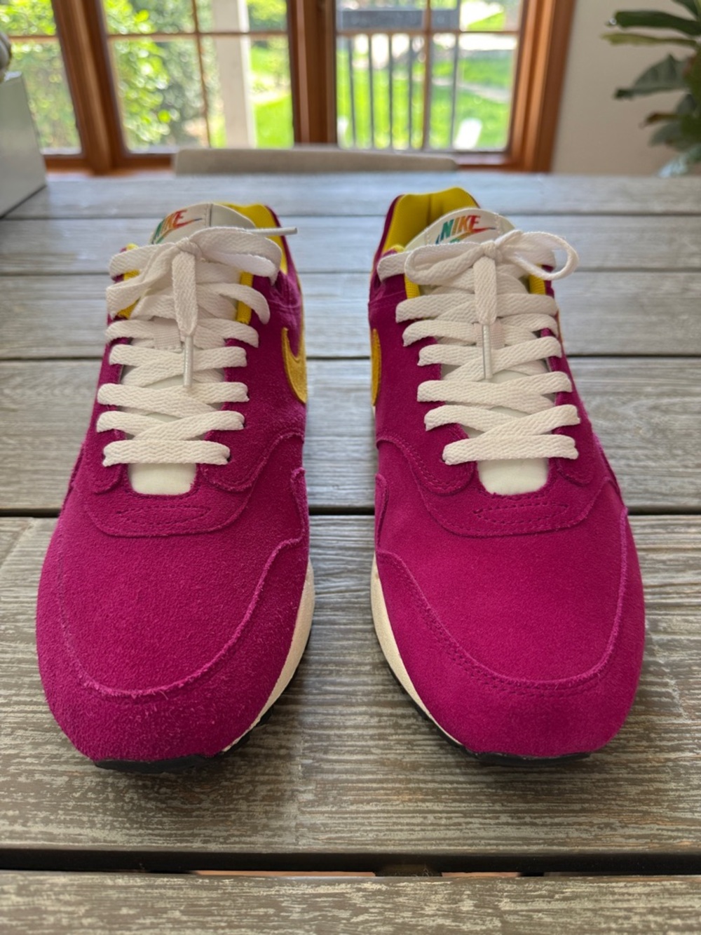 Nike Air Max 1 Premium 'Dynamic Berry' size 11 mens. - Picture 2 of 8